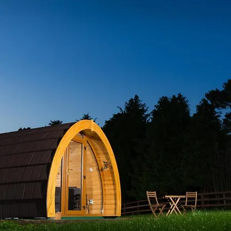 Luxury Two-Bed Glamping Pod In County Clare בית נופש